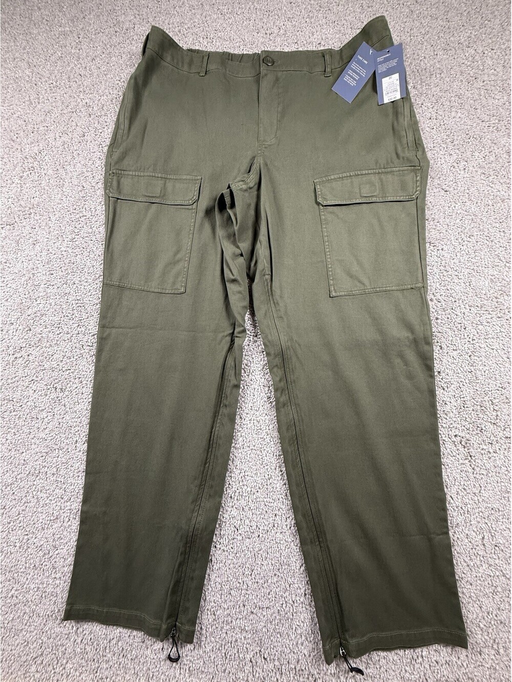 NWT Universal Thread Women’s Adaptative Utility Cargo Pants Size 20 Green $30